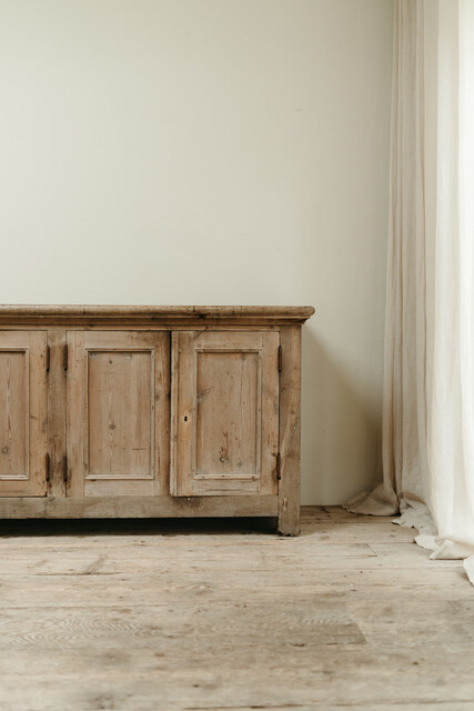 19th century Spanish chestnut enfilade ...