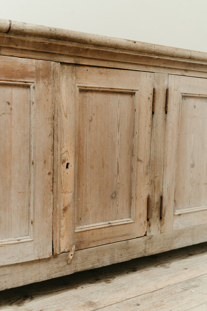 19th century Spanish chestnut enfilade ...