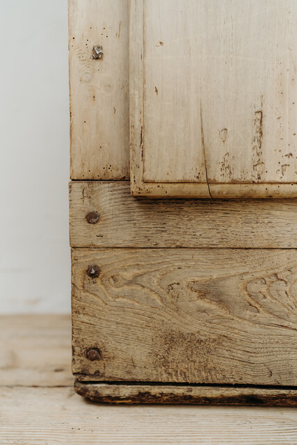 dugout treetrunk cabinet, chestnut/walnut ... 