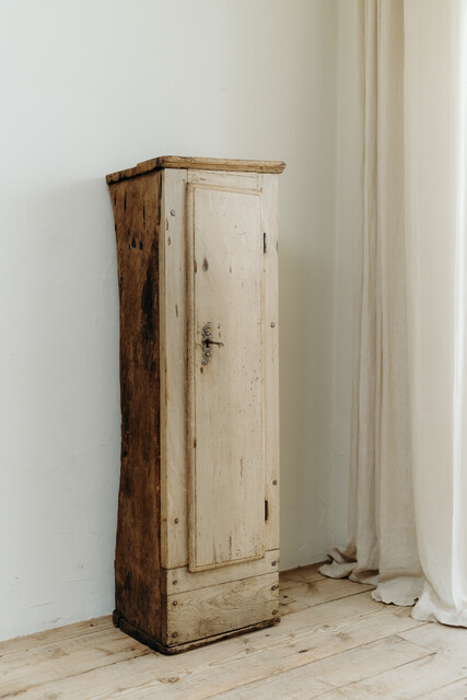 dugout treetrunk cabinet, chestnut/walnut ... 