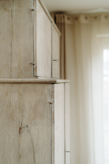 French oak 4doors cabinet ...