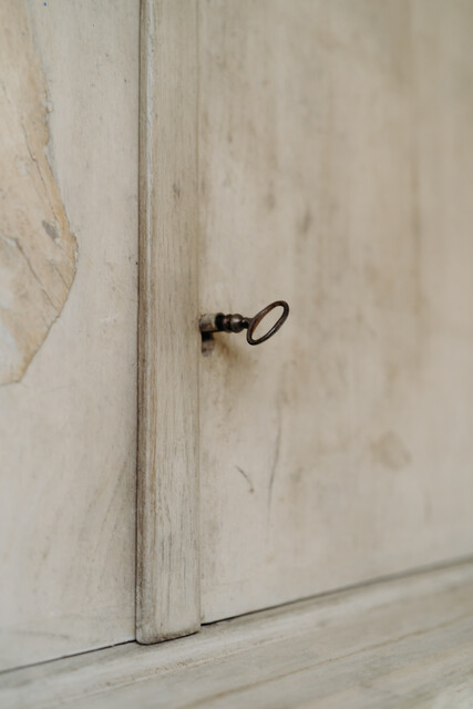 French oak 4doors cabinet ...