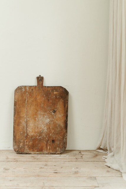 large breadboard ... lovely patina ...