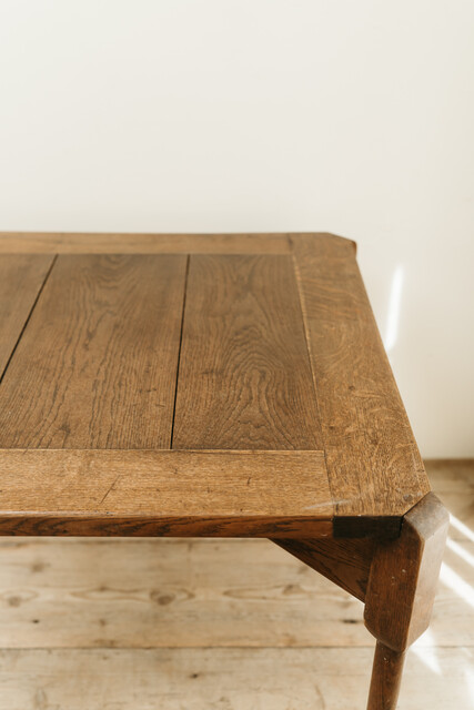 occasional oak table ... 