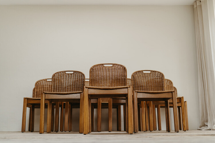 set of 12 vintage rattan/wood dining chairs ... 