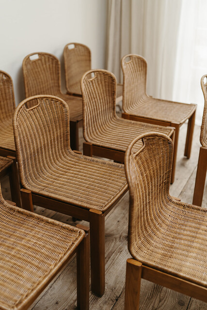 set of 12 vintage rattan/wood dining chairs ... 