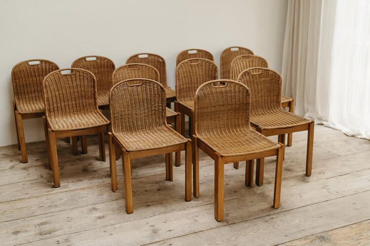 set of 12 vintage rattan/wood dining chairs ... 