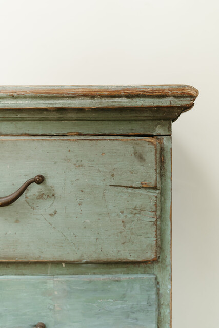 Swedish pine commode ... small proportions ... old blue paint ...