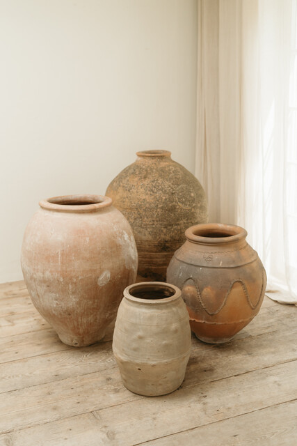 urns ... jars ... 