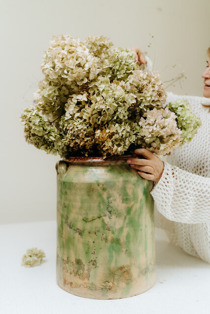 xl Italian green/yellowglazed terra cotta vase ..